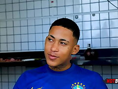 Suruba no churrasco entre amigos! hot sexy asian gay sex videos