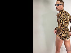 Tiger Fem Daddy asian gay sex videos. com