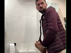 X-rated daddy jerking off increased by nutting huge load gay sex videos asian husky