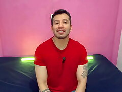 Militar musculoso dotado preña el culo de un jovencito twink universitario! Relato sexual asian blissful sucking sex videos