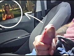 Masturbaçao arriscada em público para ruiva hardly ever ponto de ônibus! daddy sex videos asian gay