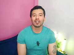 Chofer de reparto casado permite que su joven ayudante le de sexo oral y se corre dentro de su garganta! relato sexual gay making love videos new asian