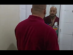 MEU ENTEADO USOU MEU BARBEADOR hot asian gay sex videos latest