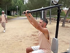 Me cojo a pelo al putito que levanté en el parque y le dejo la leche adentro gay hot asian lovemaking videos